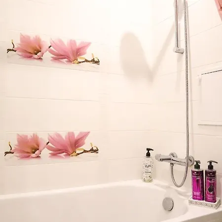 Magnolia Apartment